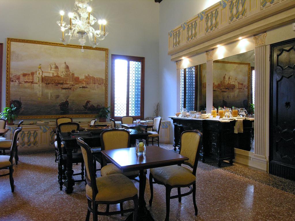 Ca' Centopietre Venesia Bagian luar foto