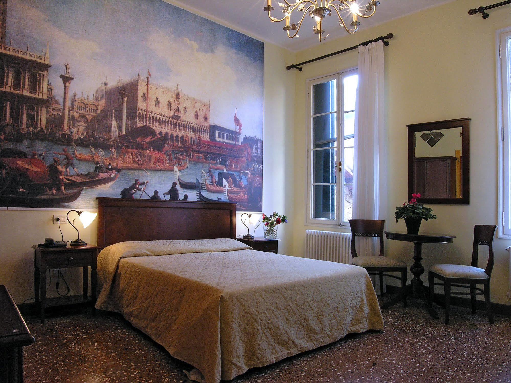 Ca' Centopietre Venesia Bagian luar foto