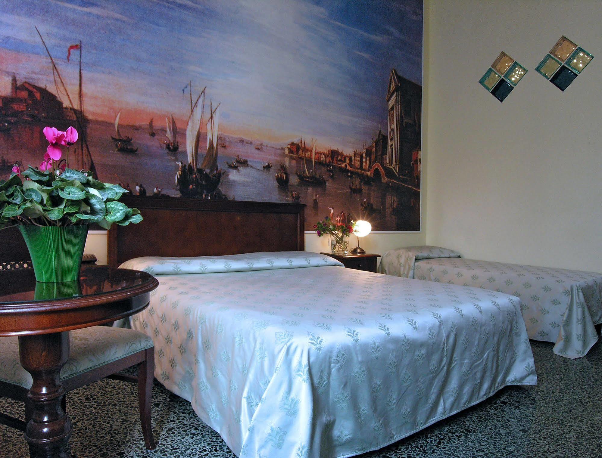 Ca' Centopietre Venesia Bagian luar foto
