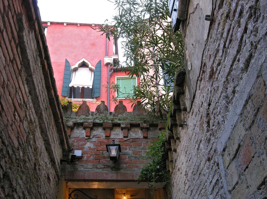 Ca' Centopietre Venesia Bagian luar foto