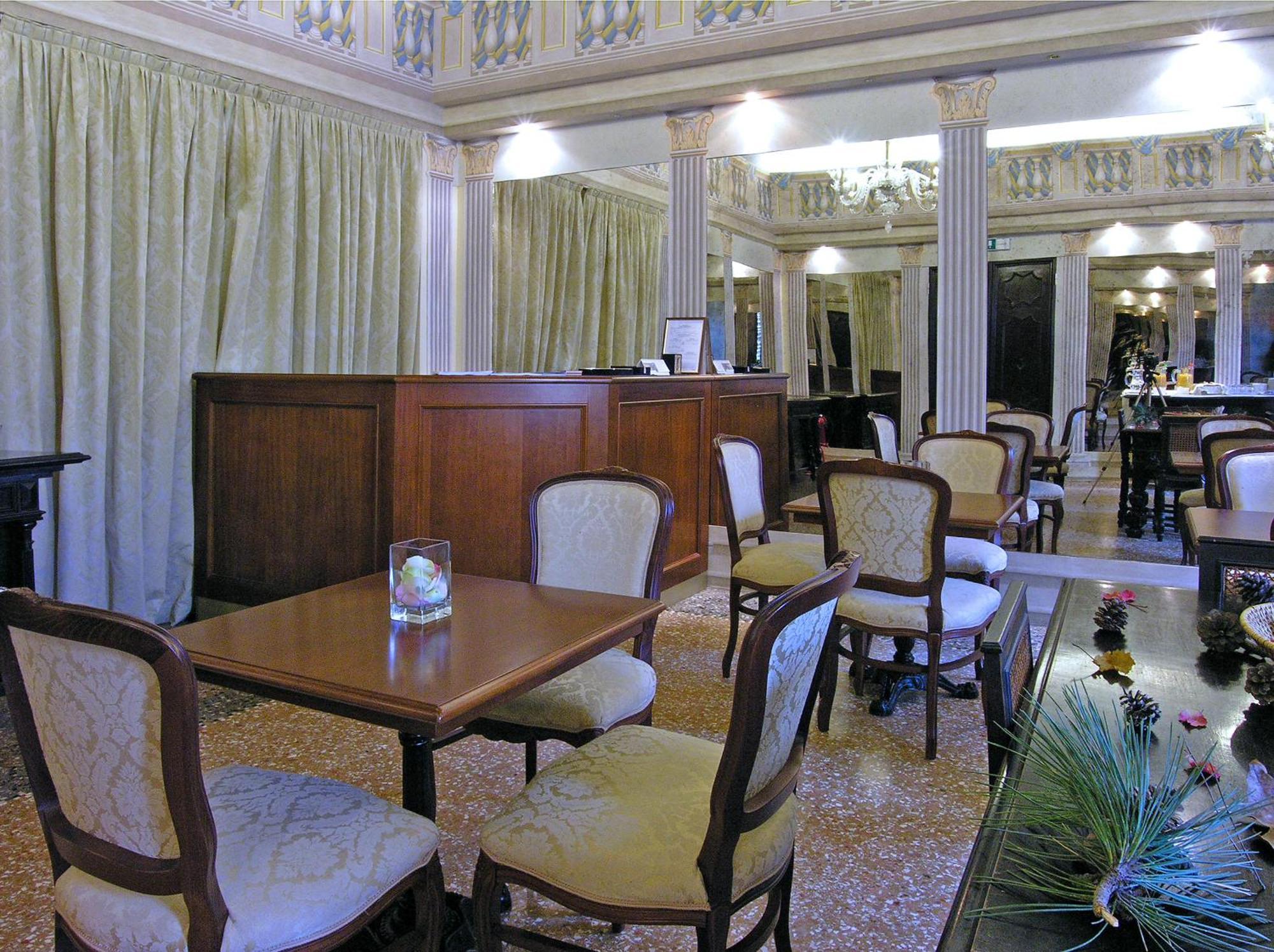 Ca' Centopietre Venesia Bagian luar foto
